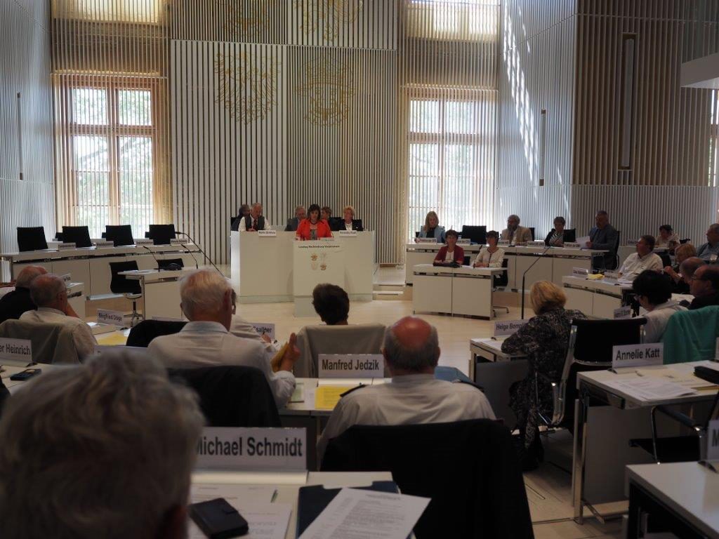 Altenparlament 2018 im Landtag M-V